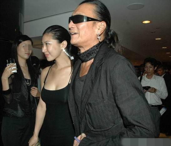 范哥爆料女朋友视频,事件背后真相揭秘  第2张