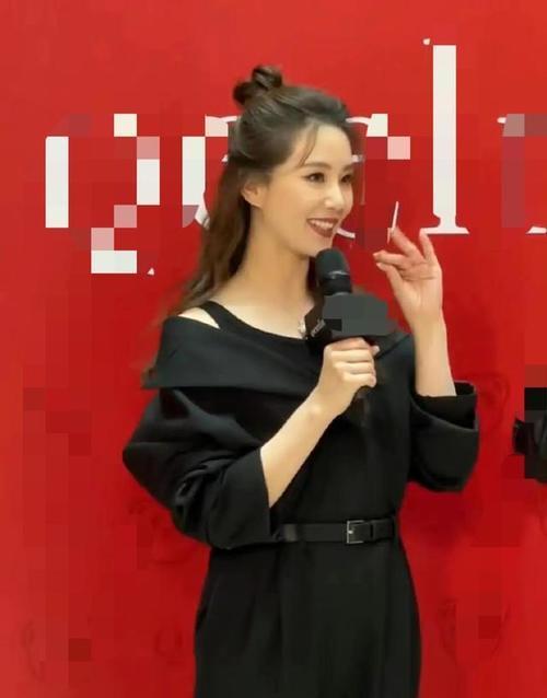 娱乐吃瓜顶流小生,揭秘吃瓜顶流小生的幕后故事  第3张